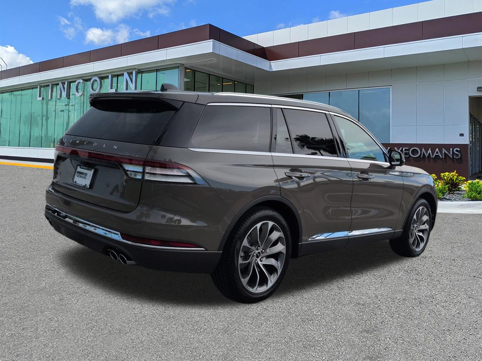 New 2026 Lincoln Aviator Reserve RWD image 4