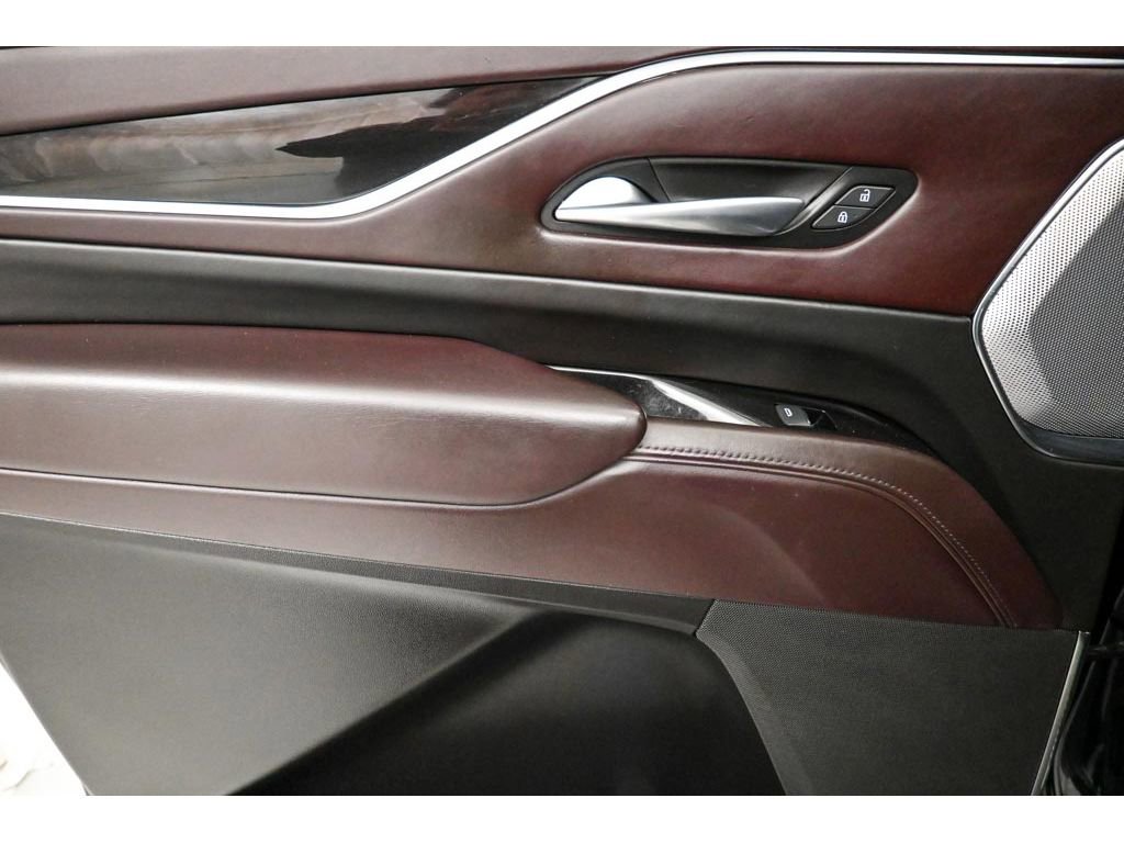 Certified 2022 Cadillac Escalade ESV Premium Luxury Platinum image 25