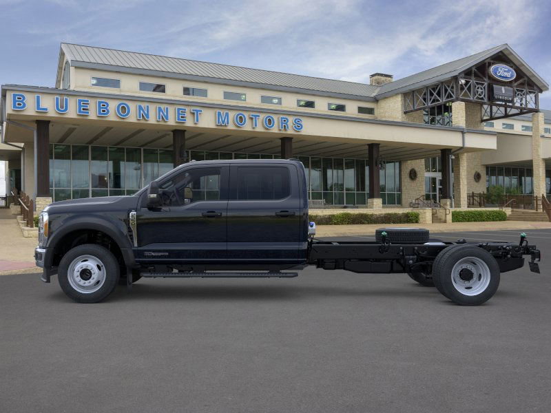 New 2026 Ford F550 4x4 Crew Cab Super Duty image 3