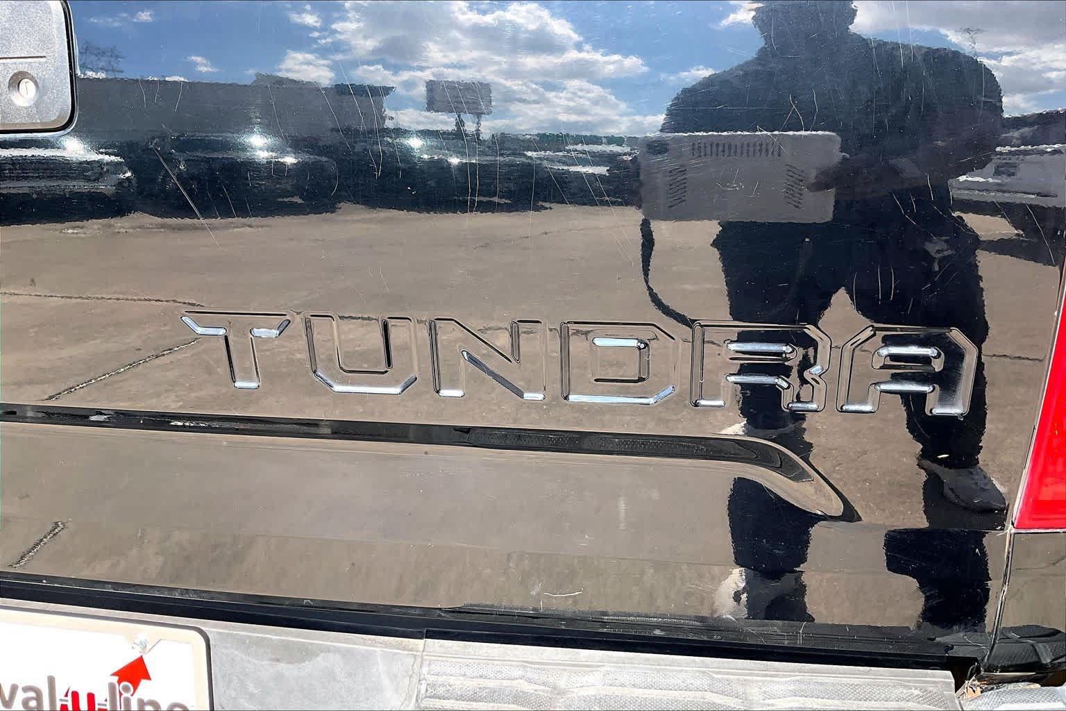 Used 2014 Toyota Tundra SR5 w/ SR5 Upgrade Package RWD image 31