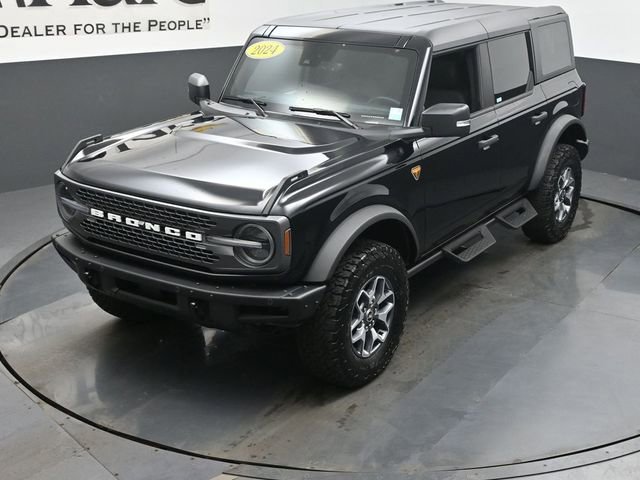 Used 2024 Ford Bronco Badlands AWD/4WD image 44