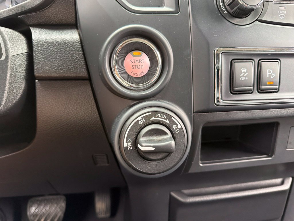 Certified 2023 Nissan Titan SV AWD/4WD image 13