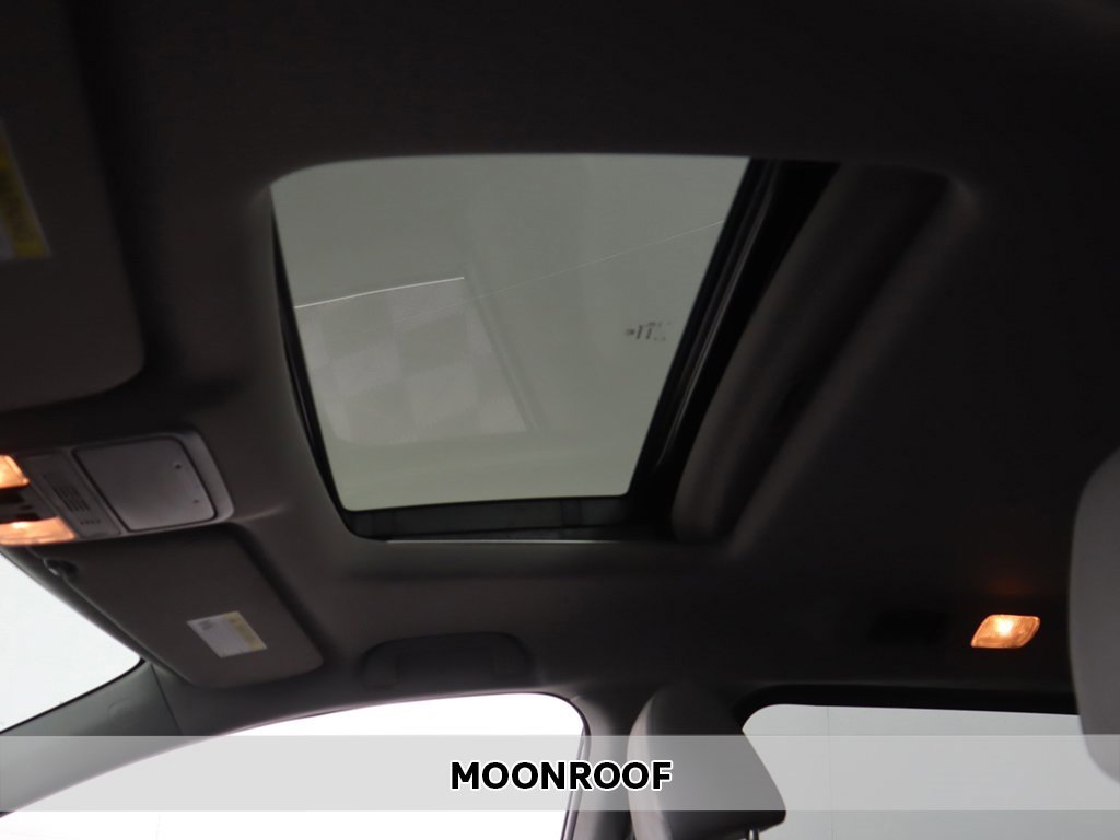 Used 2023 Honda Odyssey EX-L image 3