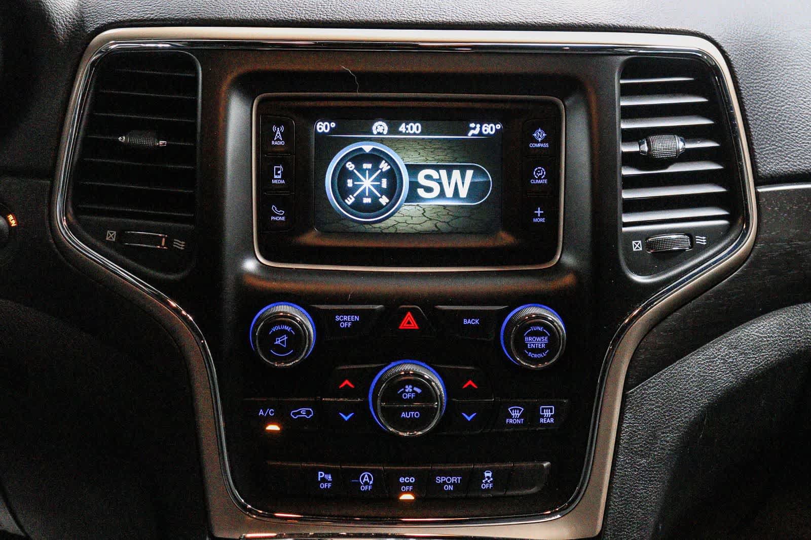 Used 2017 Jeep Grand Cherokee Laredo w/ Quick Order Package 23E AWD/4WD image 15