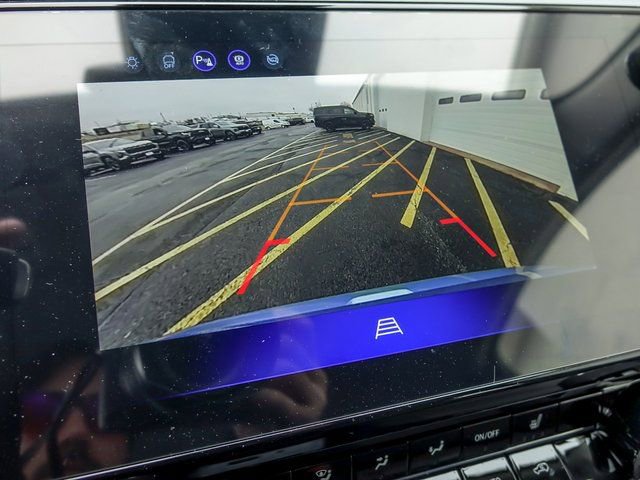 New 2027 Chevrolet Bolt LT w/ Comfort Package image 22