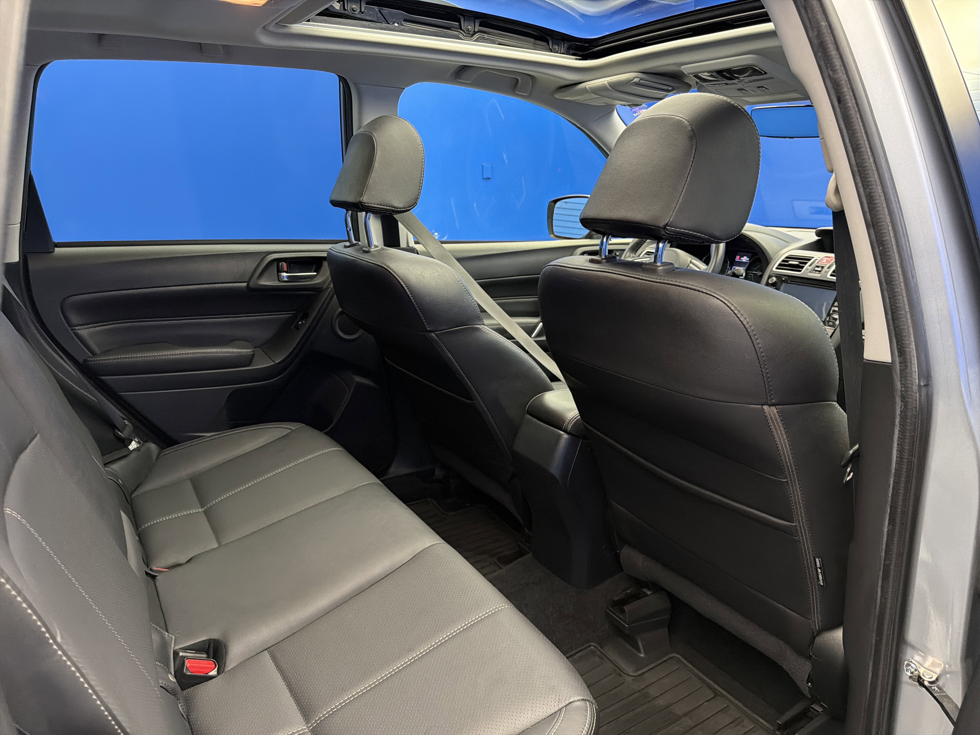 Used 2018 Subaru Forester 2.5i Touring image 28