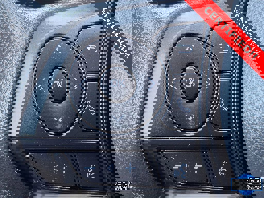 Used 2024 Toyota RAV4 LE image 12