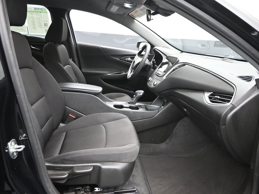 Used 2024 Chevrolet Malibu LT image 7