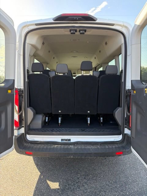 Used 2024 Ford Transit 350 XLT RWD image 7