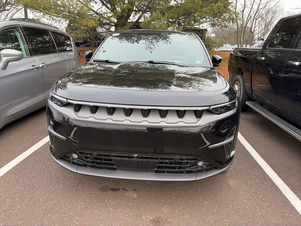 Used 2024 Jeep Wagoneer Launch Edition image 2