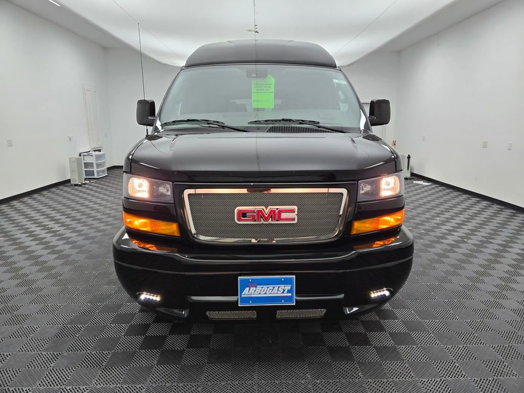 New 2024 GMC Savana 2500 image 14