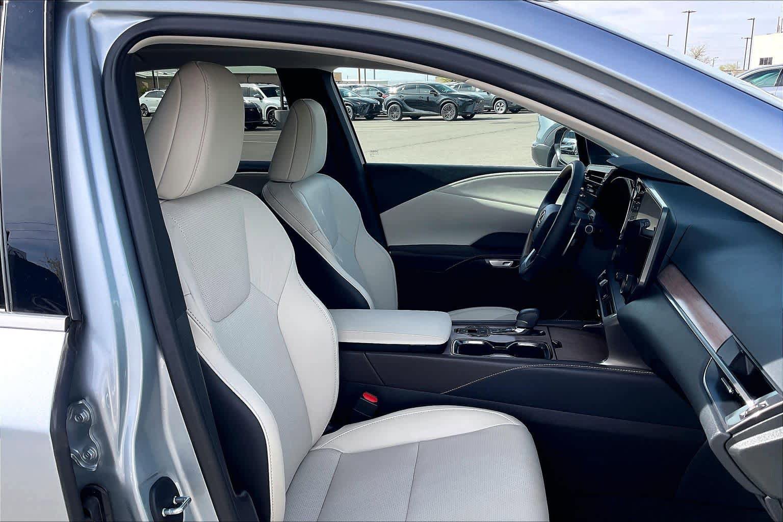 Certified 2026 Lexus RX 350 image 9