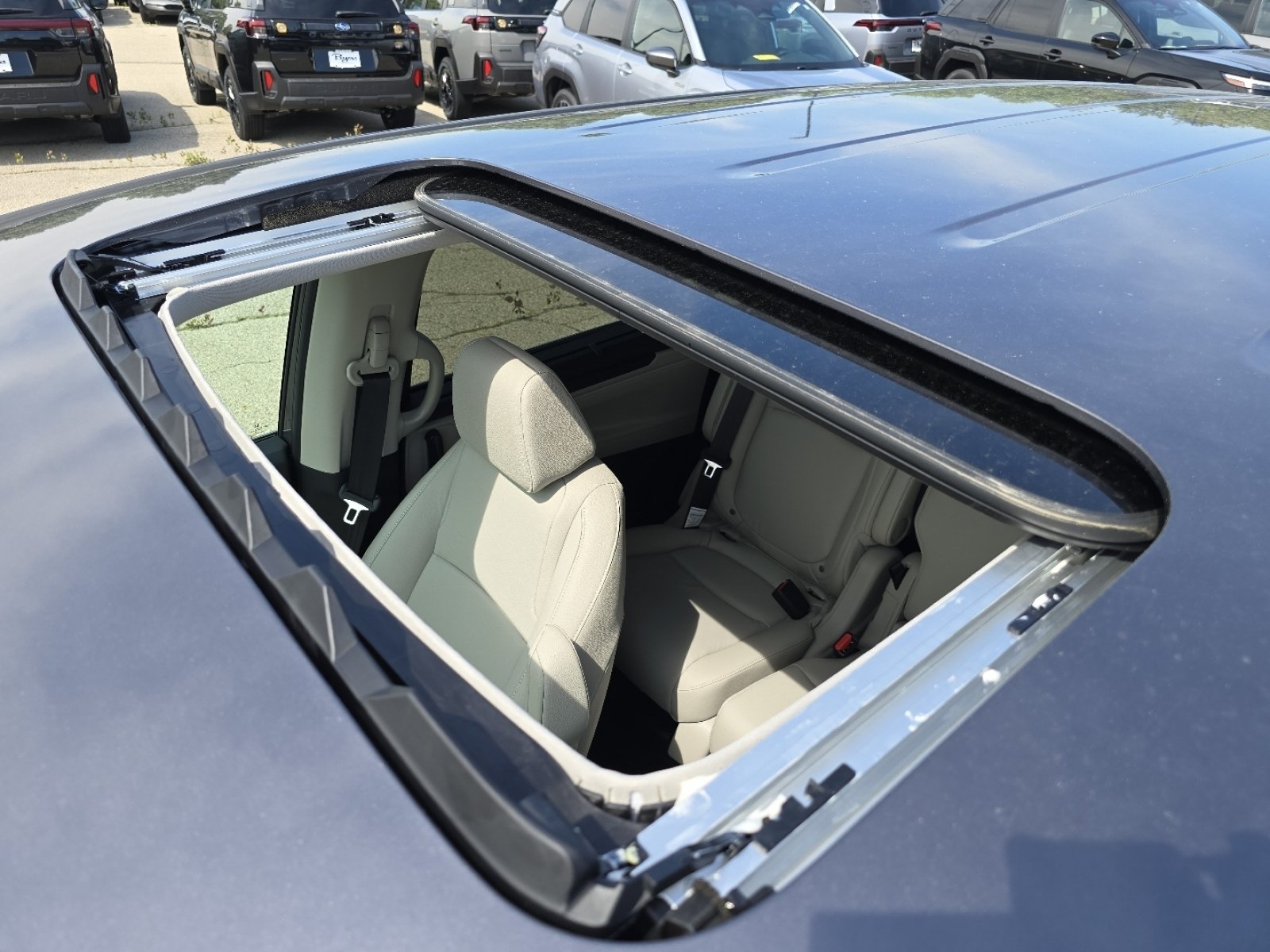 New 2026 Honda Odyssey EX-L image 3