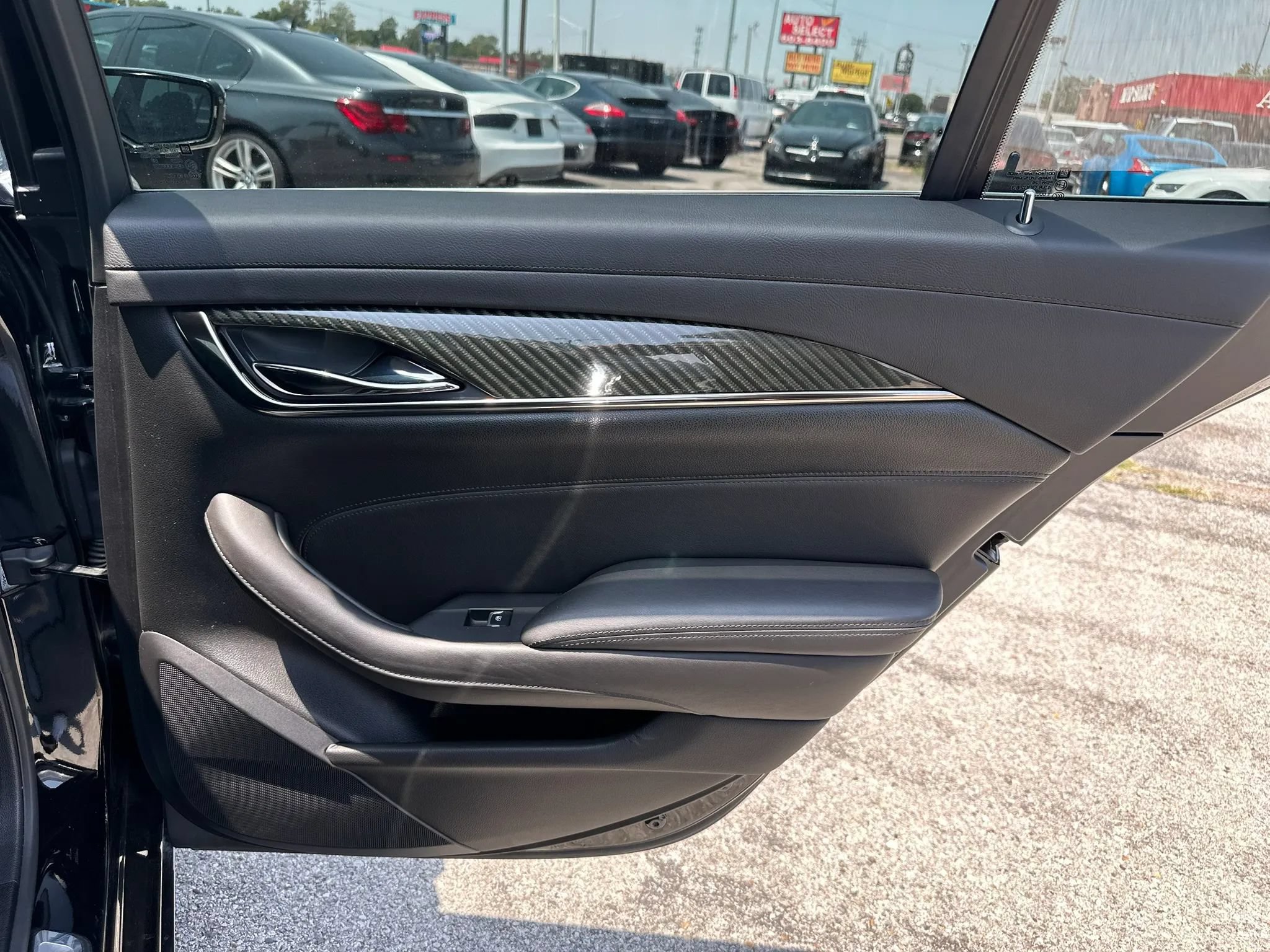 Used 2015 Cadillac CTS Luxury RWD image 23