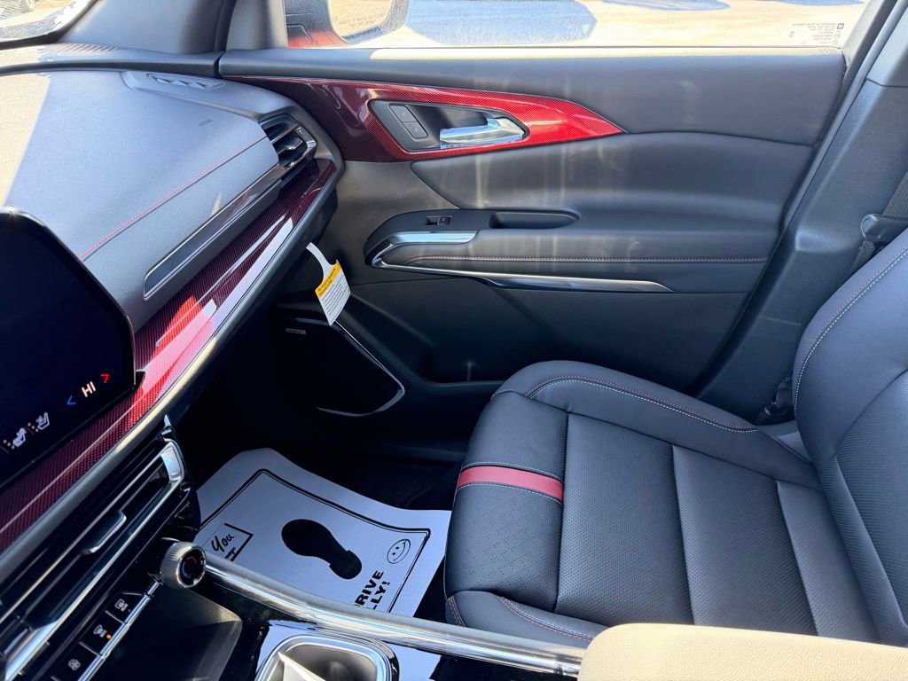 New 2026 Chevrolet Traverse RS image 29