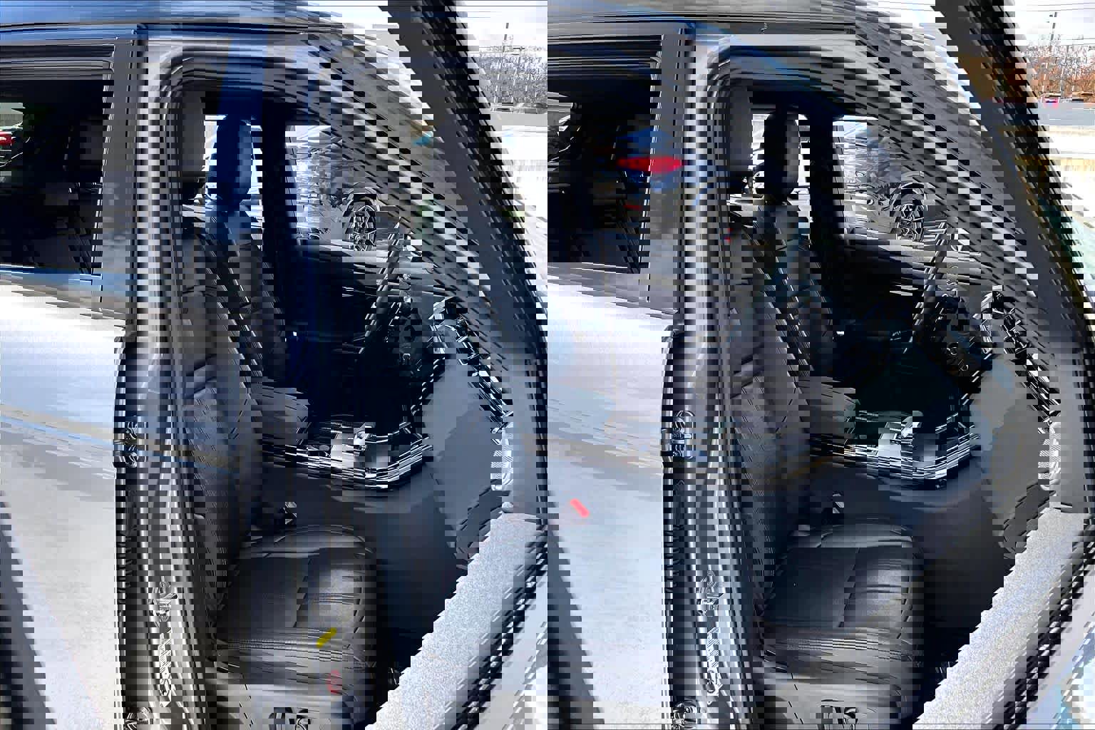 Used 2024 Land Rover Range Rover Evoque Dynamic SE image 15