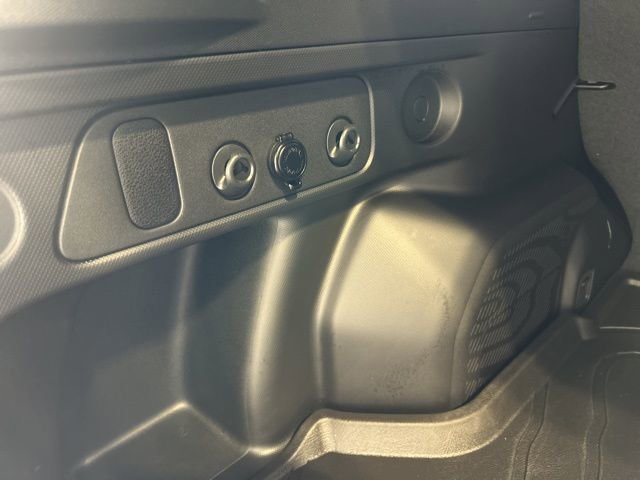 Used 2025 Subaru Forester image 29