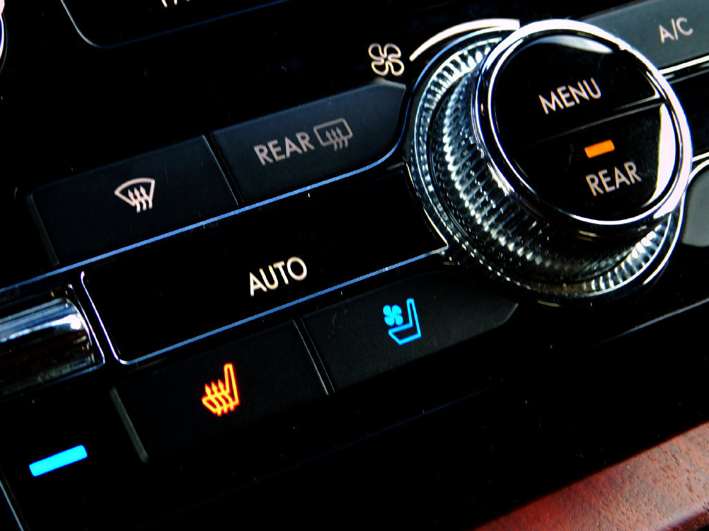Used 2022 Lincoln Navigator L Reserve AWD/4WD image 30