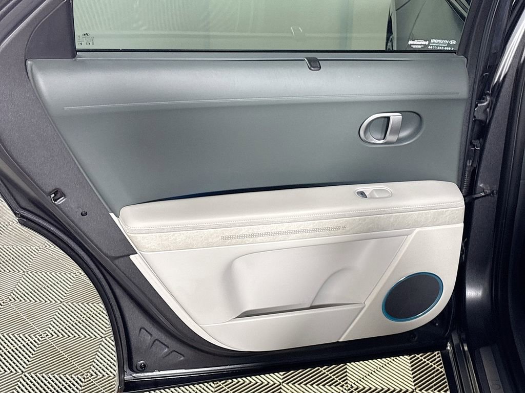 Used 2023 Hyundai Ioniq 5 Limited AWD/4WD image 19