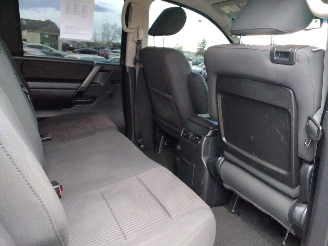 Used 2014 Nissan Titan SV w/ SV Value Truck Package image 17