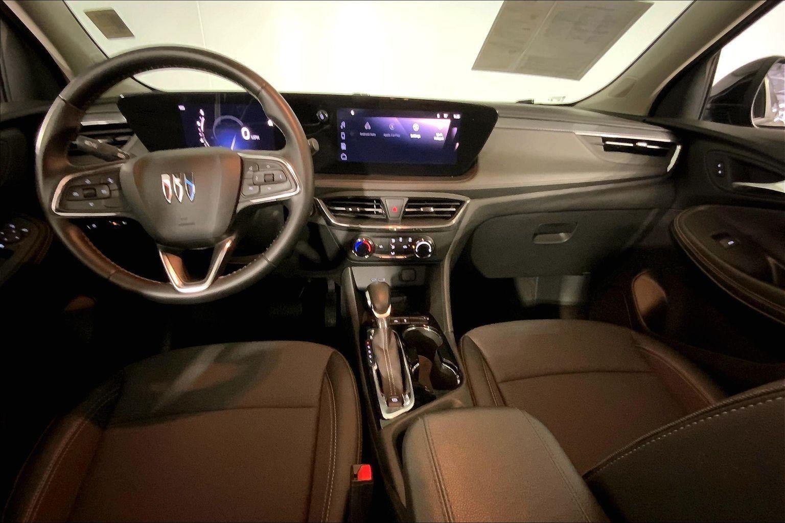 Used 2025 Buick Encore GX Preferred AWD/4WD image 16
