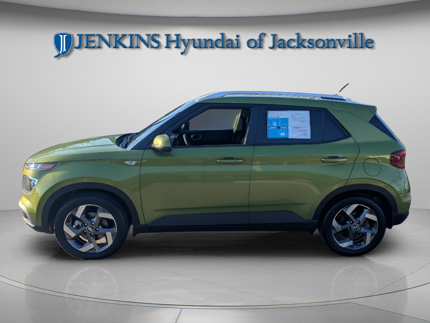 Certified 2024 Hyundai Venue SEL image 6