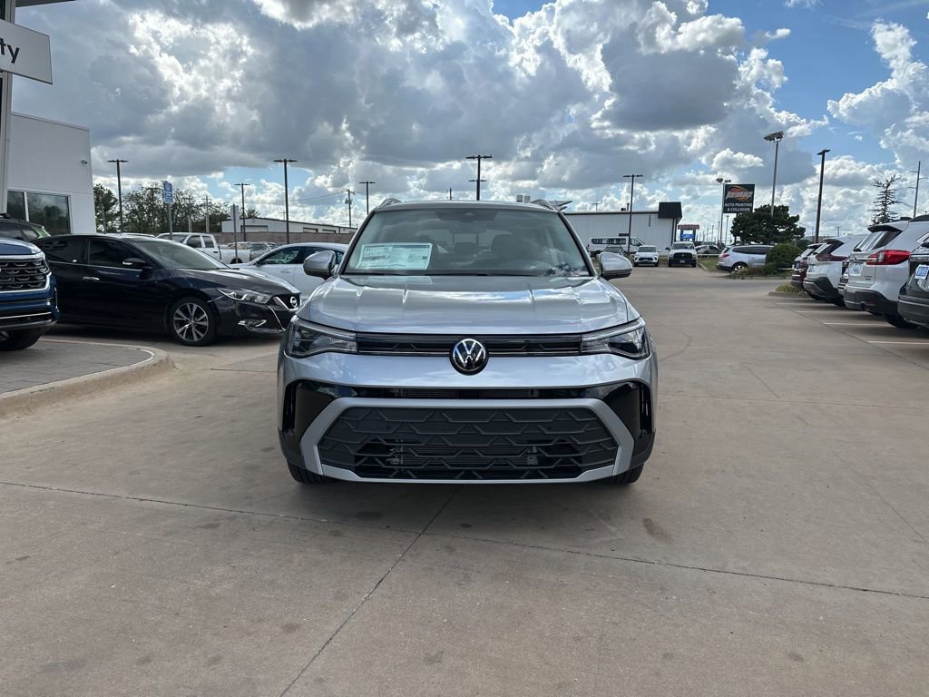 New 2026 Volkswagen Taos SE FWD image 2
