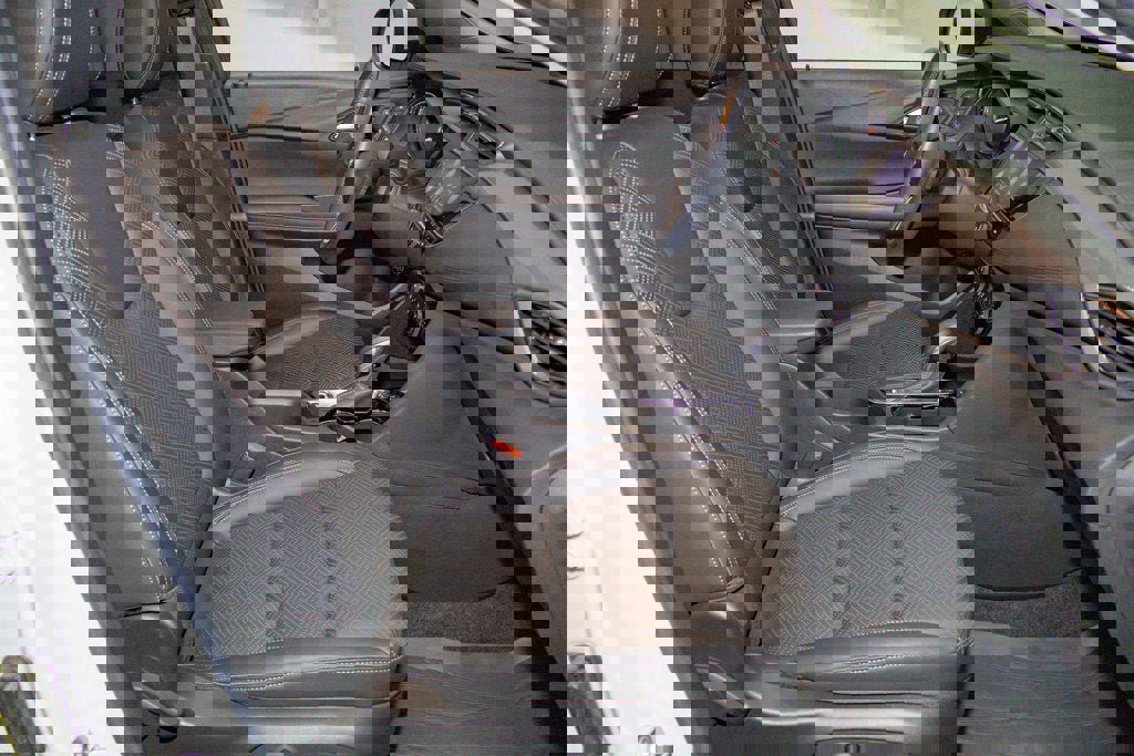 Certified 2023 Buick Encore GX Essence w/ Experience Buick Package image 15