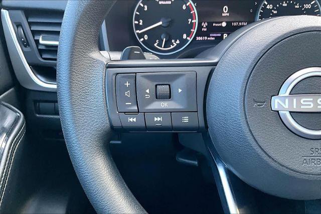 Certified 2024 Nissan Rogue SV image 22