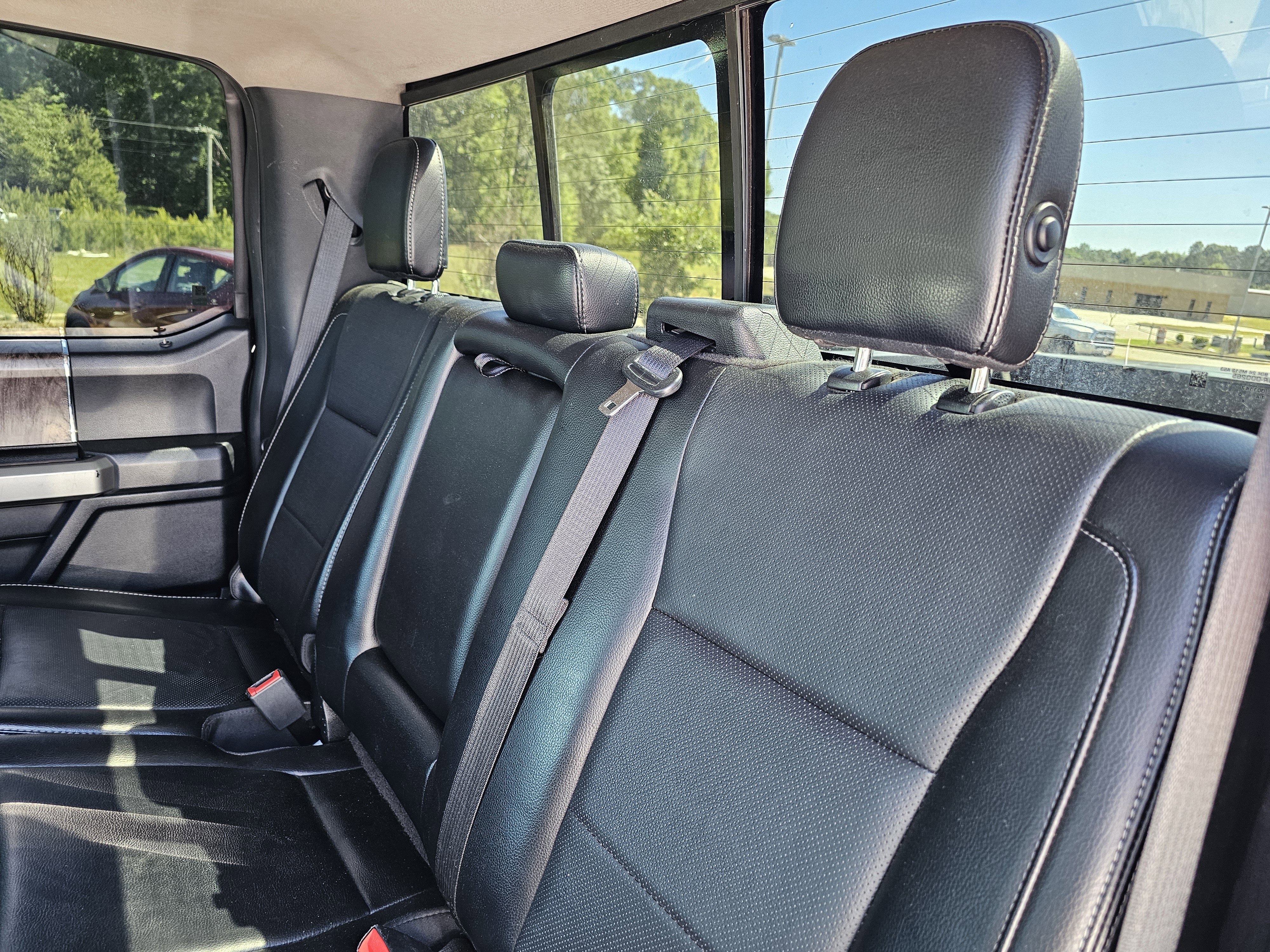Used 2018 Ford F250 Lariat w/ Lariat Ultimate Package image 34