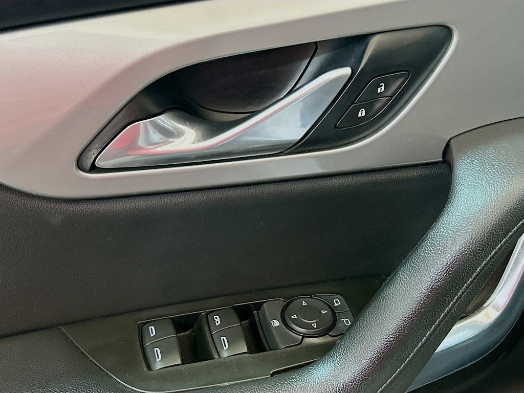 Used 2020 Chevrolet Blazer LT FWD image 15