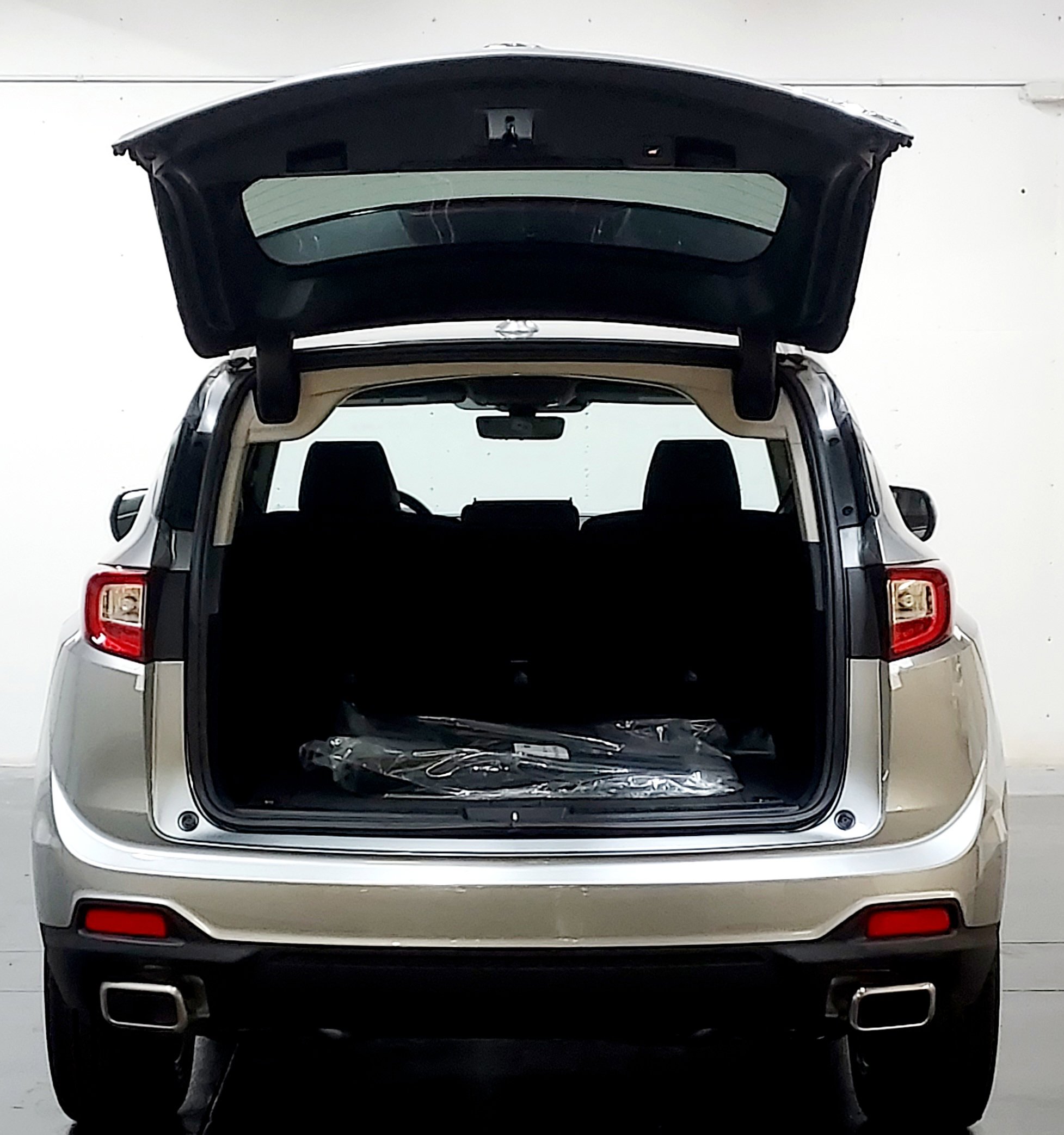 New 2026 Acura RDX SH-AWD image 8