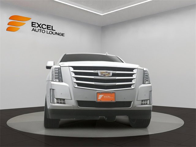 Used 2018 Cadillac Escalade Luxury image 43