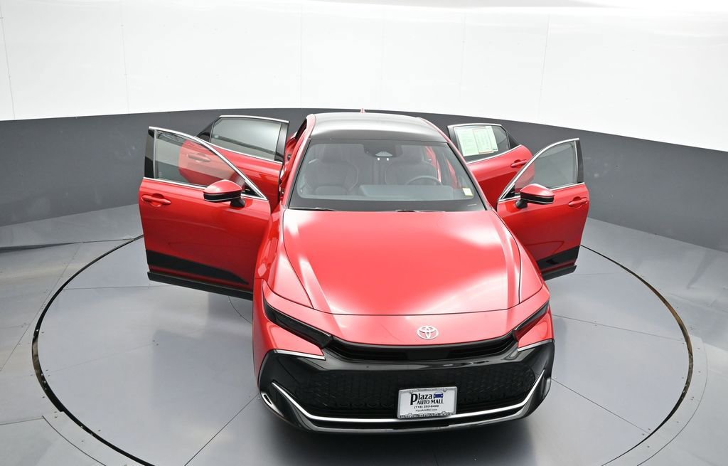 Used 2023 Toyota Crown Limited w/ Advanced Technology Package image 45