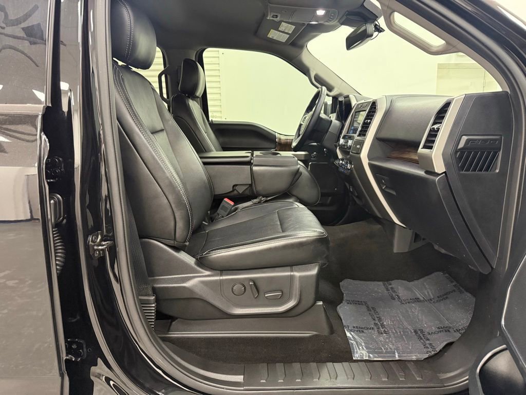 Used 2019 Ford F150 Lariat image 13