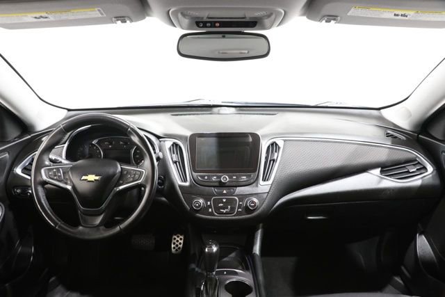 Used 2016 Chevrolet Malibu LT FWD image 13