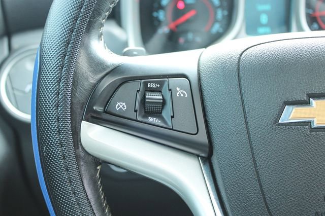 Used 2015 Chevrolet Camaro LT RWD image 21
