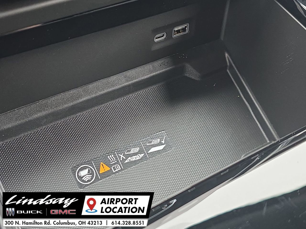 New 2026 GMC Yukon XL Elevation image 38