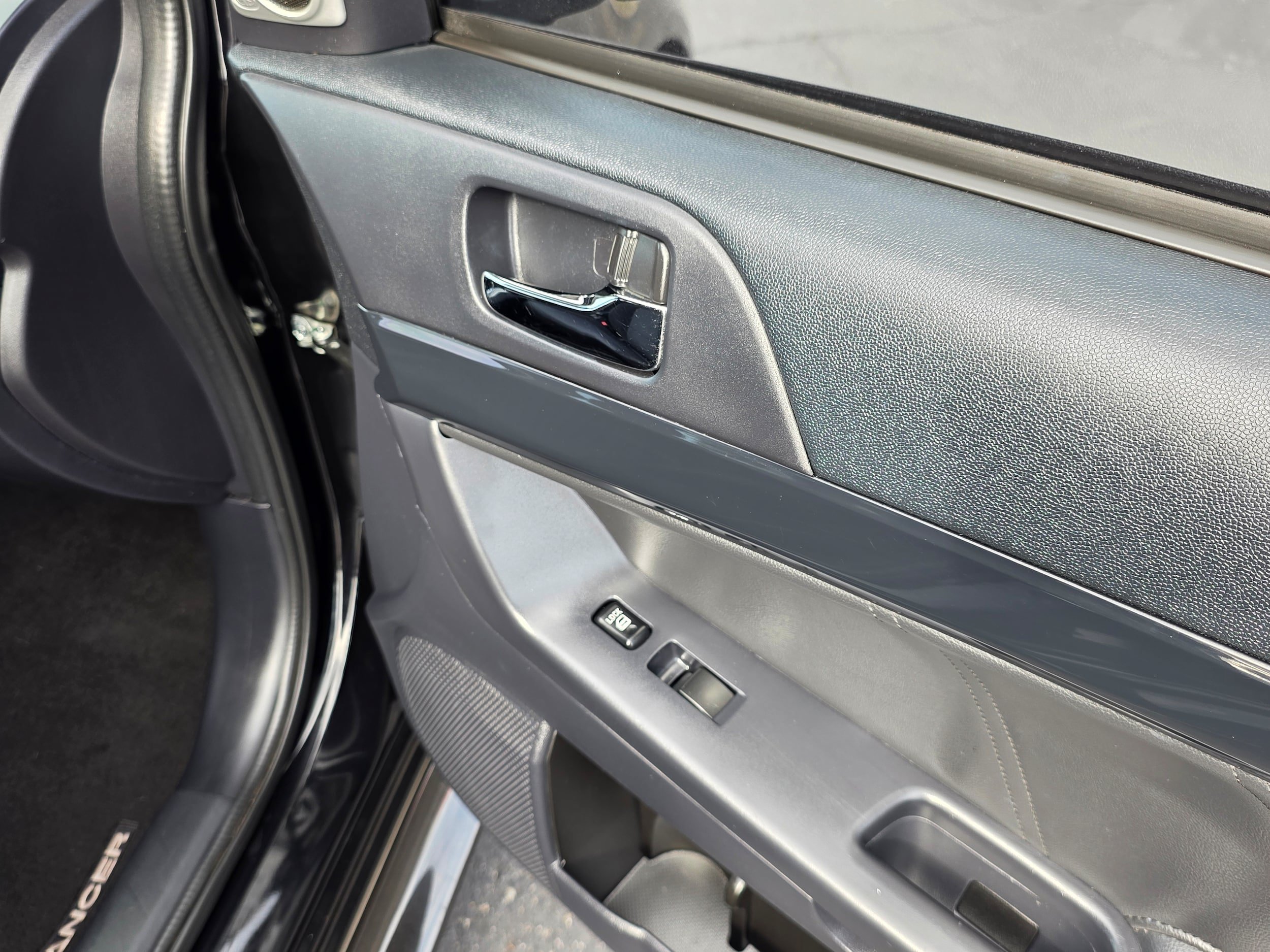 Used 2015 Mitsubishi Lancer GT FWD image 27