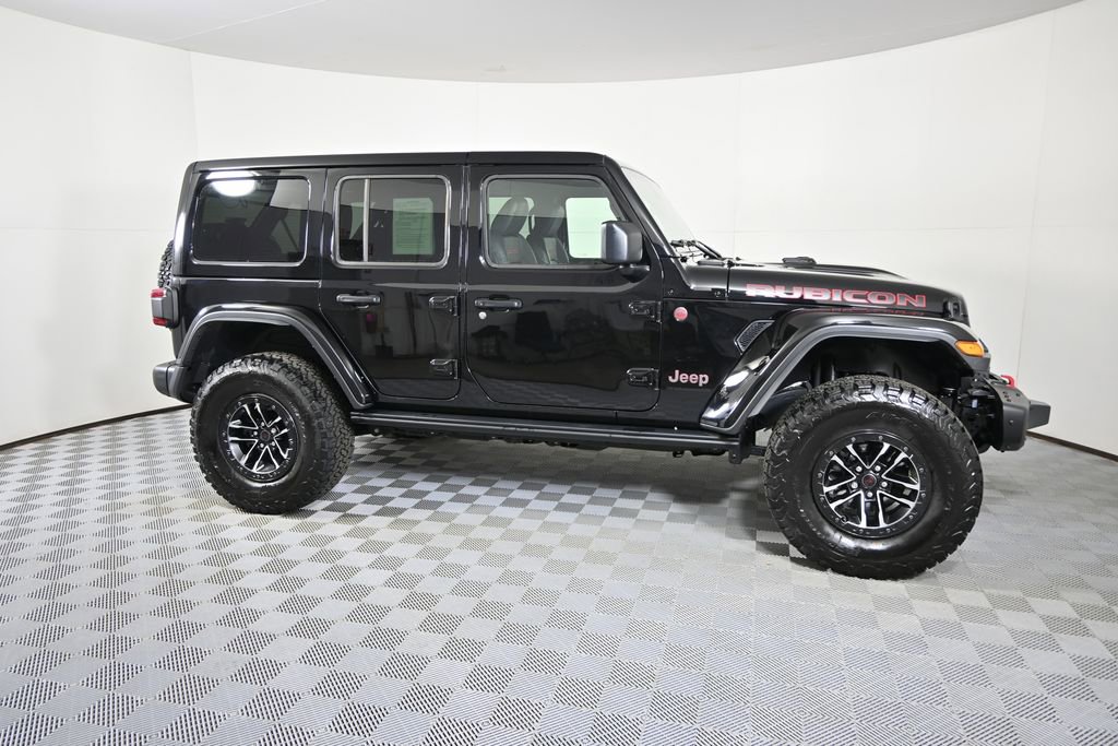 Used 2024 Jeep Wrangler Unlimited Rubicon AWD/4WD image 8