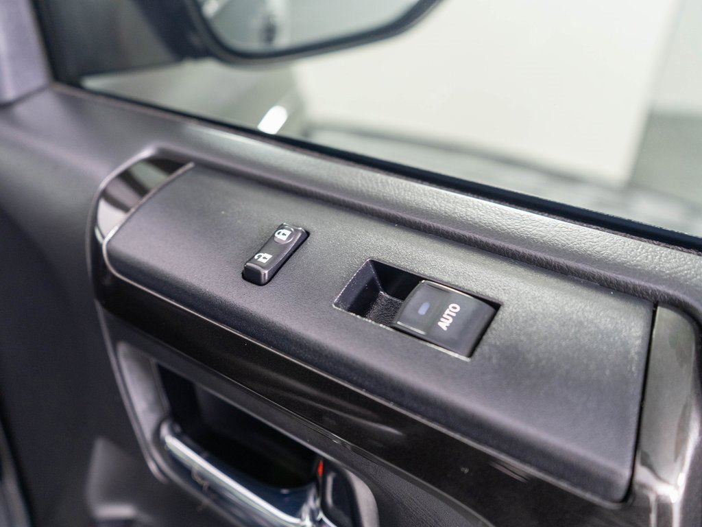 Used 2018 Toyota 4Runner TRD Off-Road Premium image 9