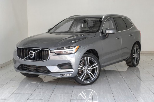 Used 2021 Volvo XC60 T5 Momentum w/ Protection Package Premier FWD image 4