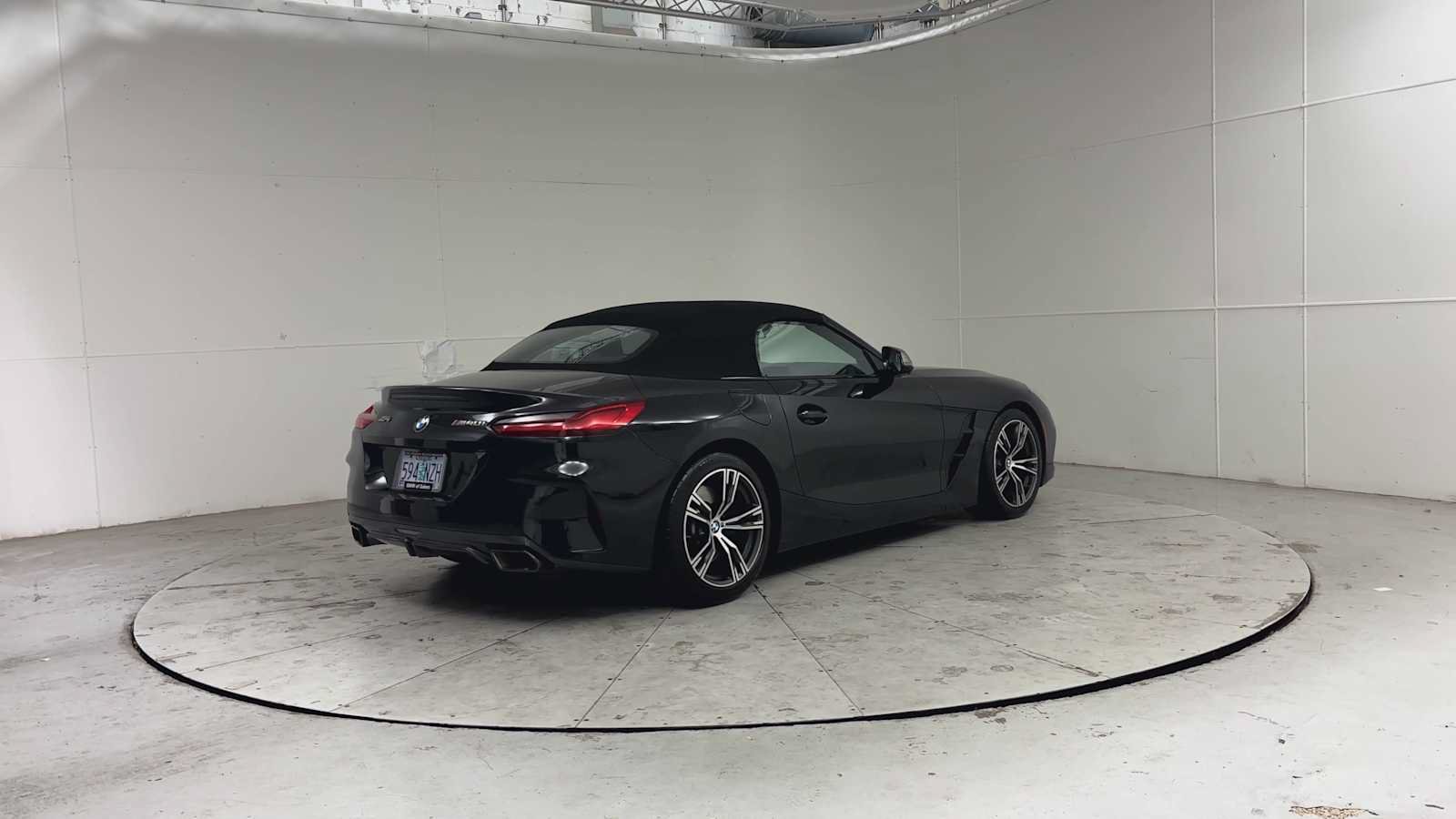 Used 2023 BMW Z4 M40i w/ Driving Assistance Package RWD image 7