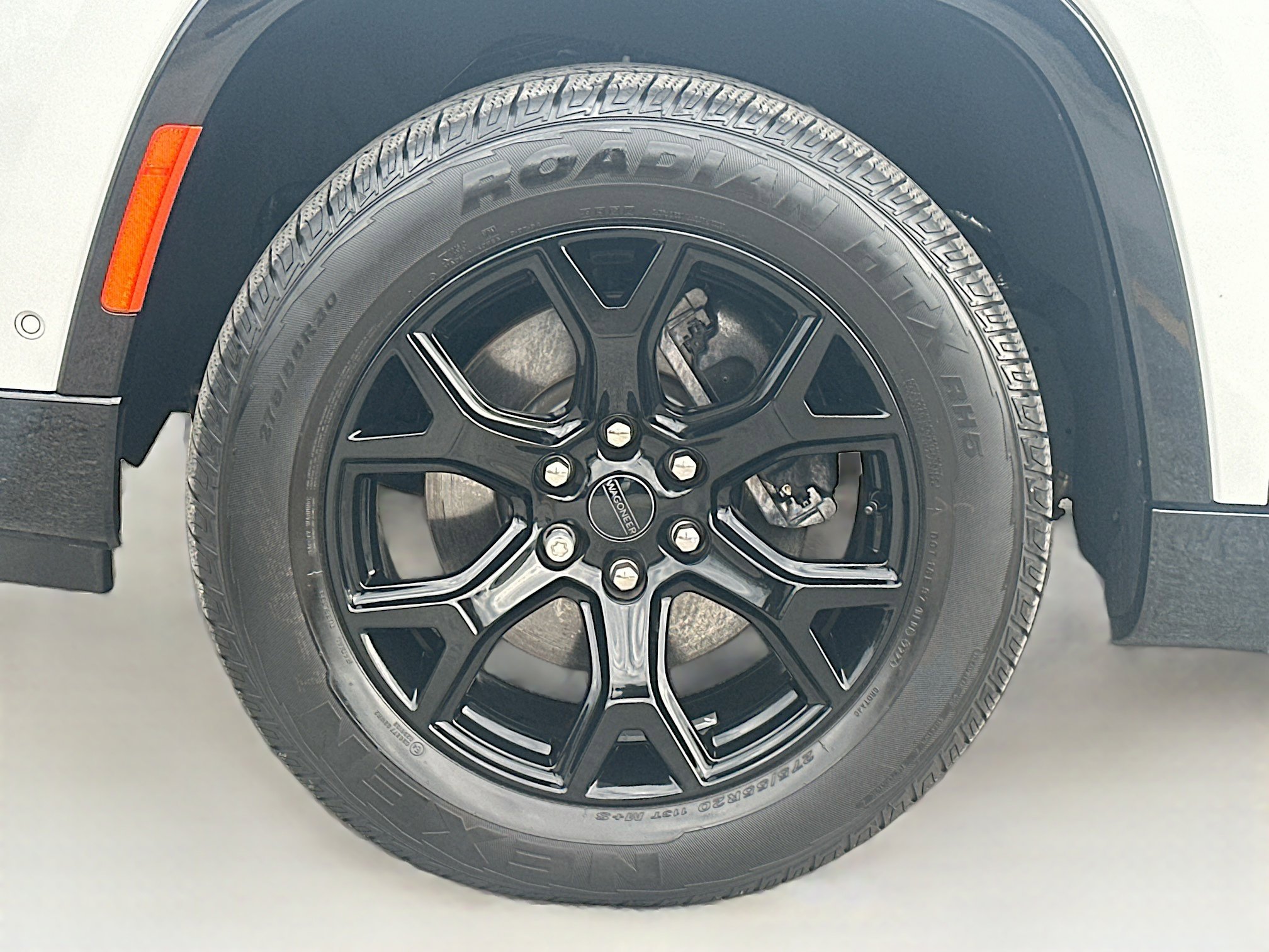 Used 2025 Jeep Wagoneer Series II image 39