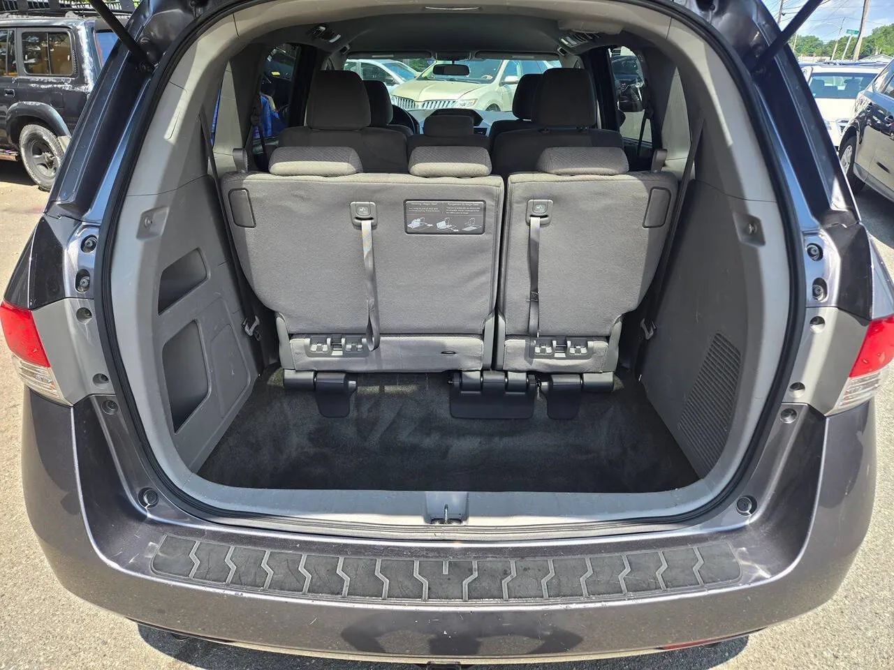 Used 2017 Honda Odyssey EX image 22