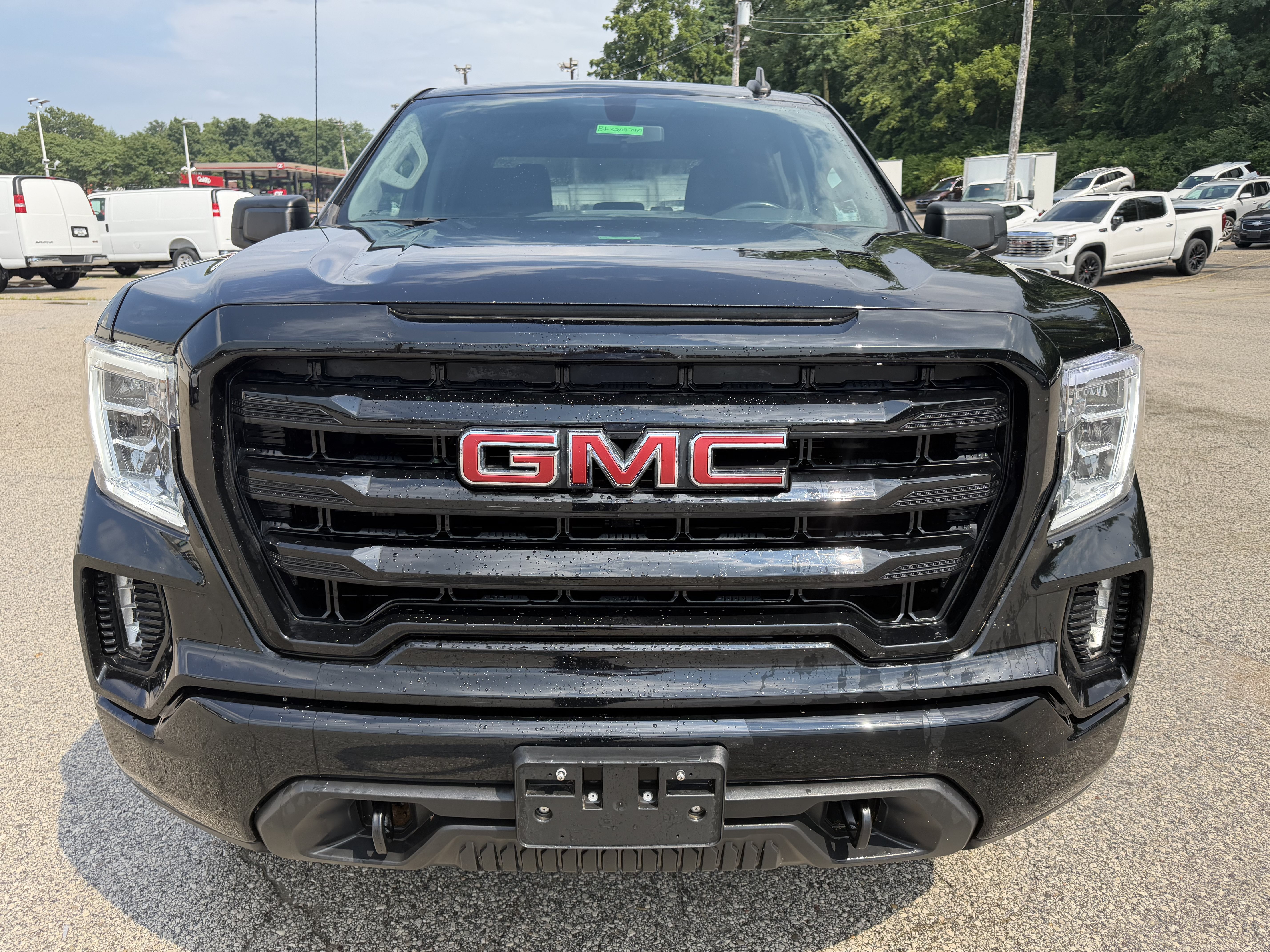 Used 2021 GMC Sierra 1500 Elevation w/ X31 Off-Road Package AWD/4WD image 2