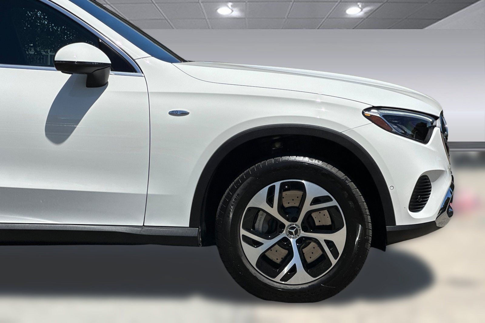 New 2025 Mercedes-Benz GLC 350e 4MATIC image 36