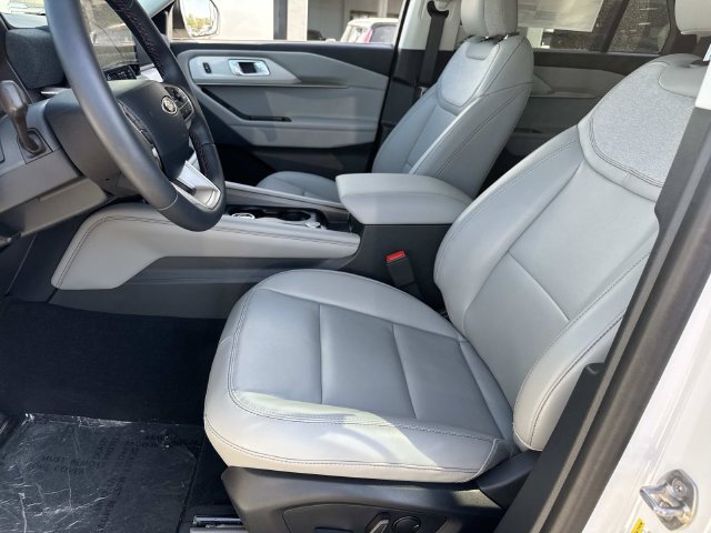 New 2026 Ford Explorer Active w/ Active Comfort Package RWD image 19