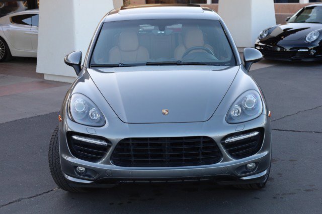 Used 2014 Porsche Cayenne GTS AWD/4WD image 8