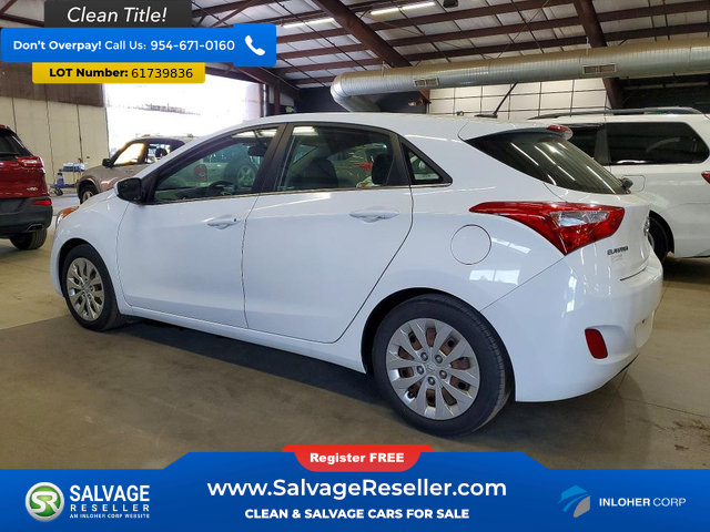 Used 2016 Hyundai Elantra GT FWD image 3